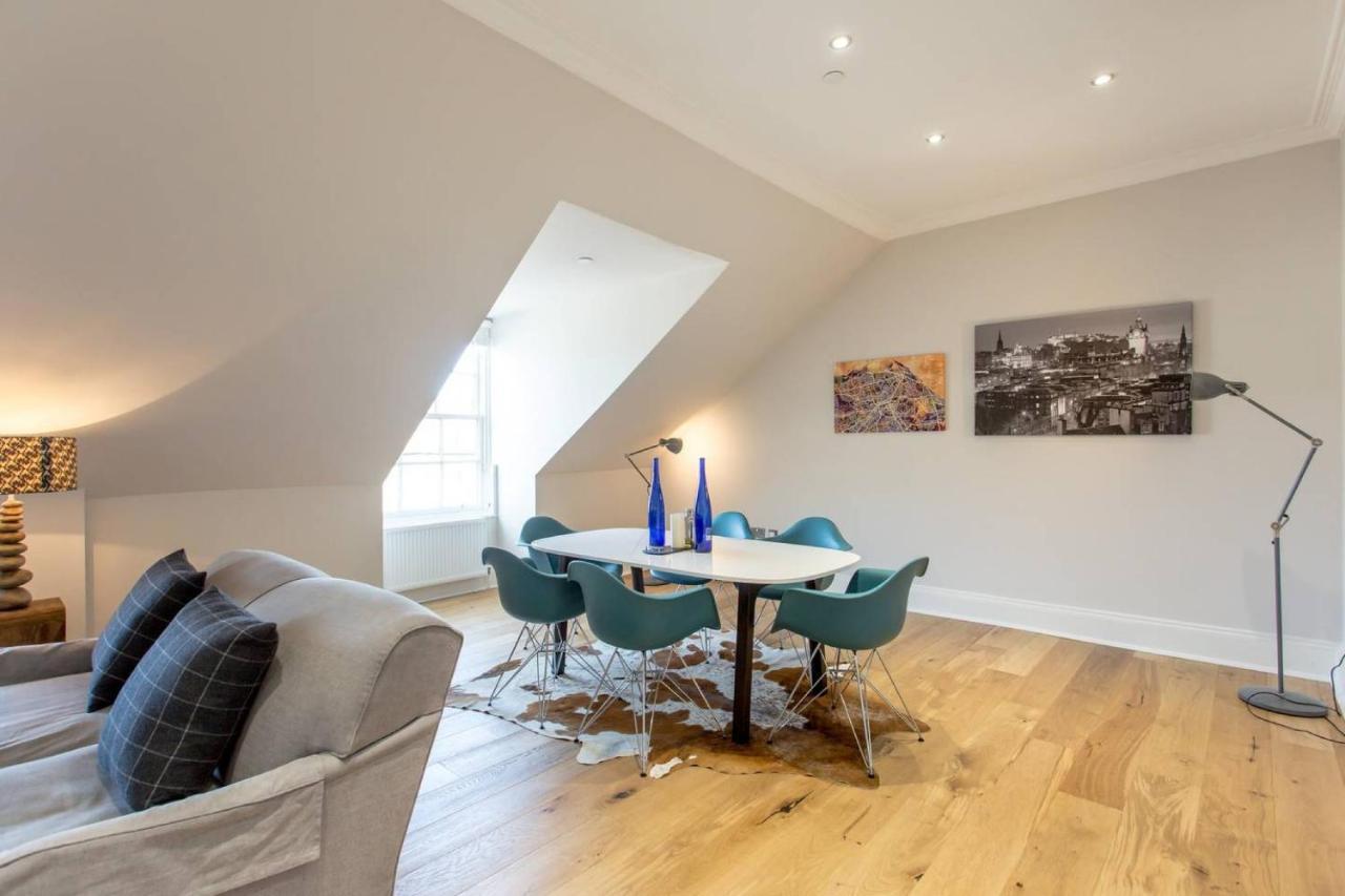 Apartment Altido Luxury 3Br Home At The Heart Of The City Centre EDI